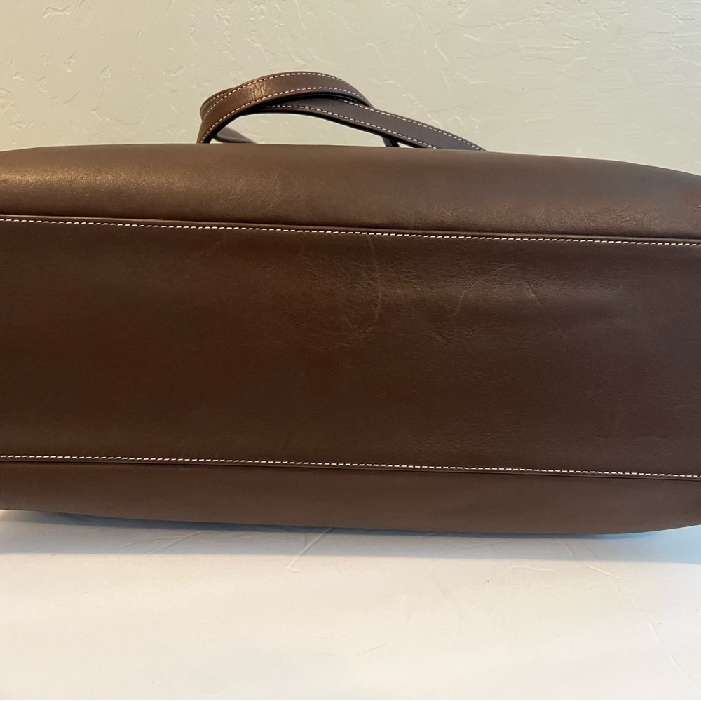 Levenger Dark Brown Leather Duffel Bag - Picture 11 of 15